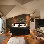 Hotel 39 Kalamis Marina & Restaurant 3*
