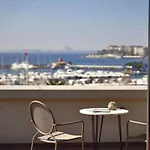 Hotel 39 Kalamis Marina & Restaurant Stambuł