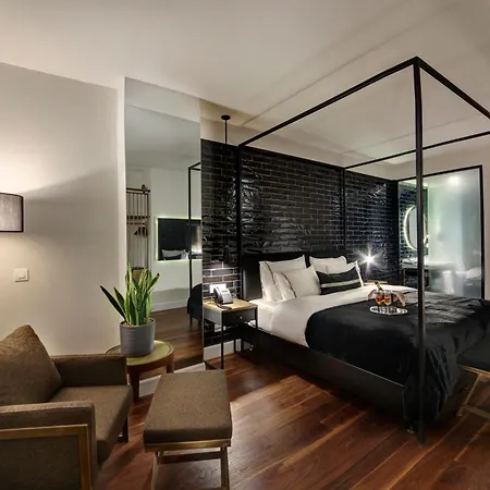 Hotel 39 Kalamis Marina & Restaurant