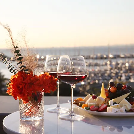 39 Kalamis Marina & Restaurant