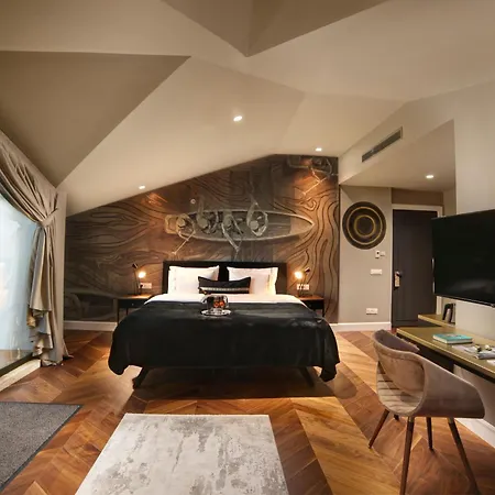 Hotel 39 Kalamis Marina & Restaurant 3*