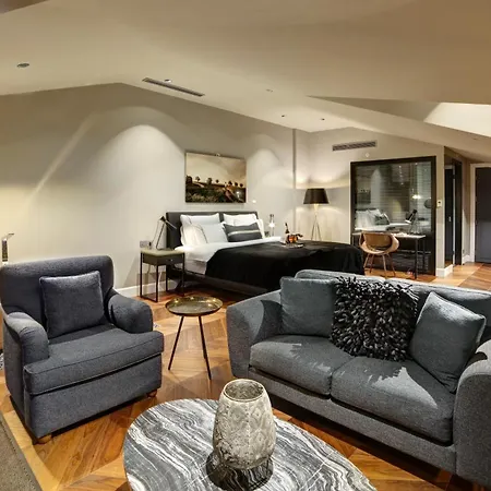 Hotel 39 Kalamis Marina & Restaurant 3*