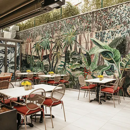 Hotel 39 Kalamis Marina & Restaurant