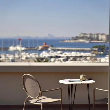 Отель 39 Kalamis Marina & Restaurant Стамбул